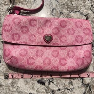 NWOT Coach pink heart large wristlet with front flap pocket 9”x5.5”
